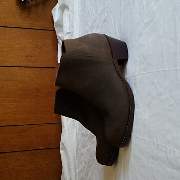 Ankle boots - Picture 2 of 5